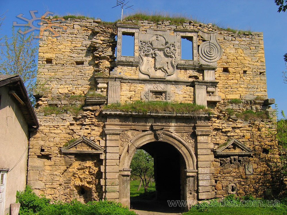 Herb Pogoni na zamku w Czernielicy. Źródło: castles.com.ua