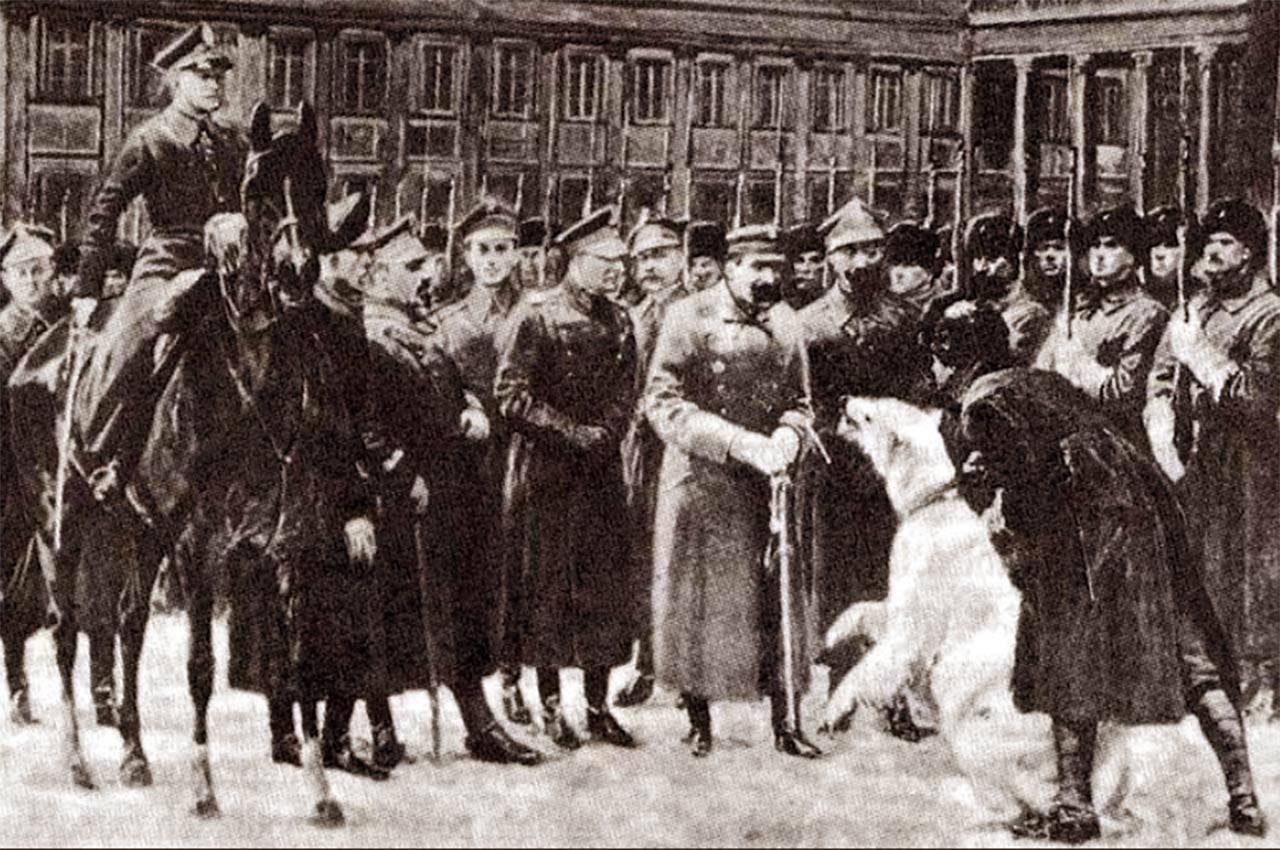 Wizerunek uśmiechniętej Baśki Murmańskiej został uwieczniony na obrazie pędzla Michała Byliny Przegląd oddziałów murmańczyków przez Naczelnego Wodza w Warszawie. 