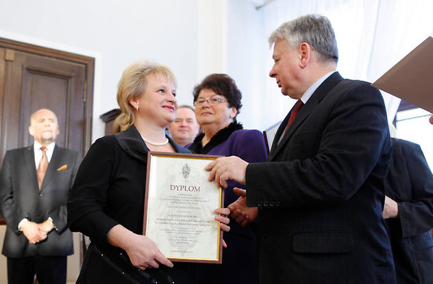 Zdjęcie pobrano z senat.gov.pl