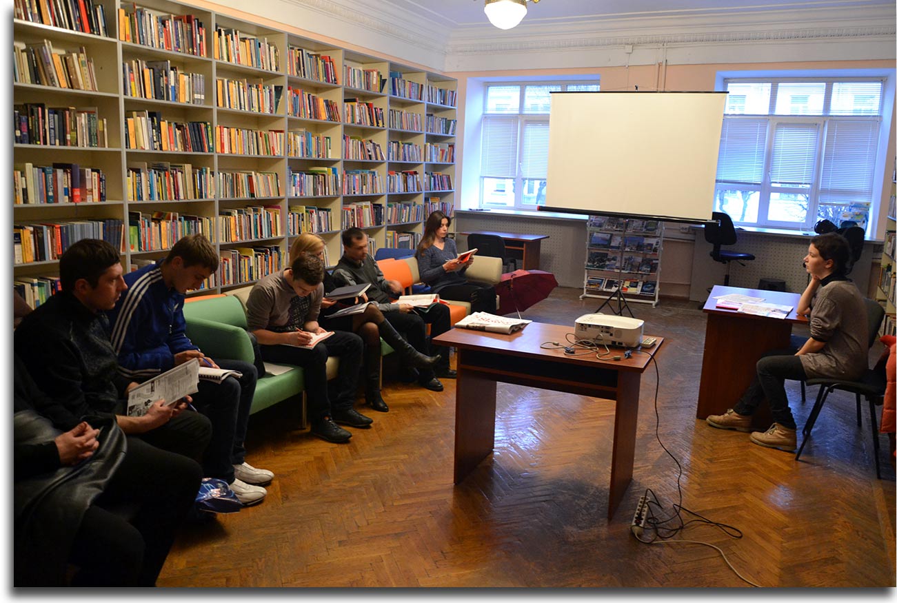 Zajęcia Klubu Polskiego w bibliotece Timiriaziewa